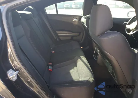 2016 Dodge Charger Sxt z USA, uszkodzony, nr VIN 2C3CDXJG5GH298285